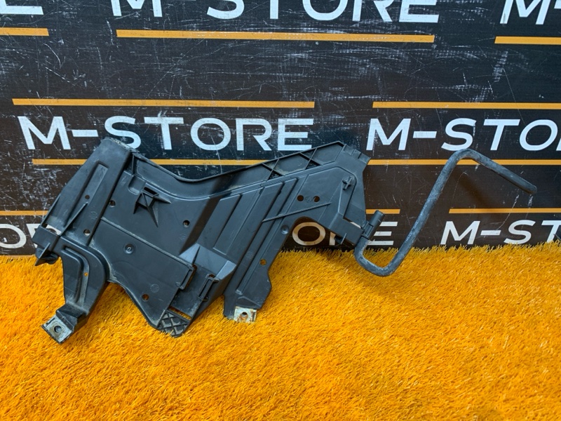 кронштейн фары, 800 рублей, Красноярск