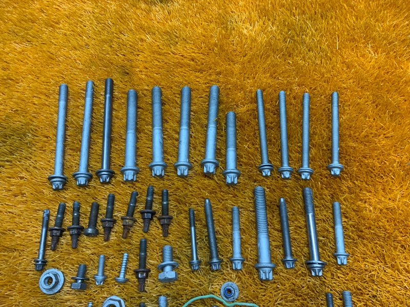 Болты и гайки ДВС, 990 рублей, Красноярск