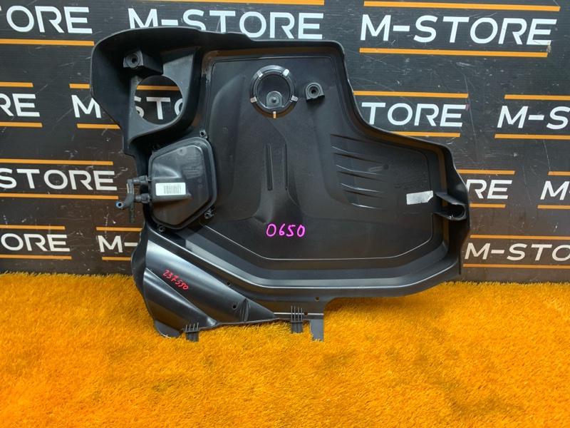 крышка двигателя, 1000 рублей, Красноярск