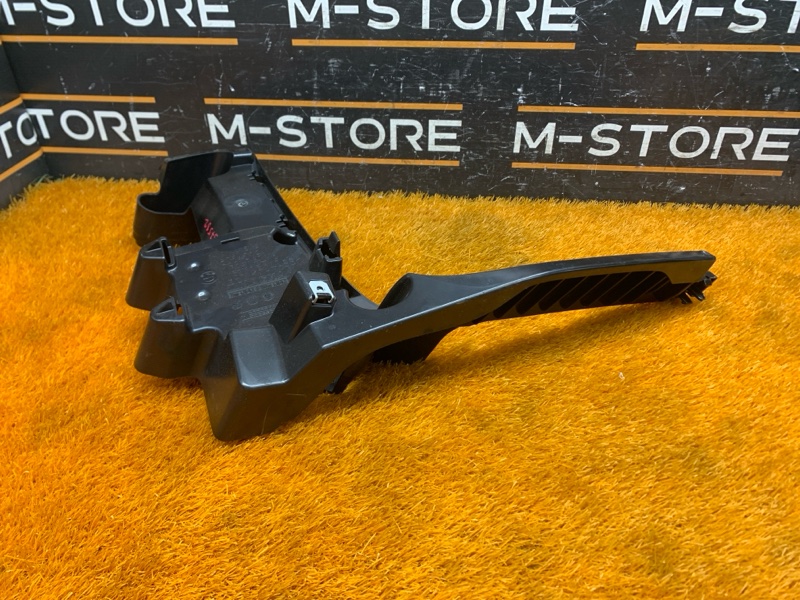 крепление бампера, 2210 рублей, Красноярск