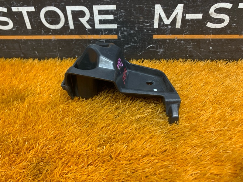 крепление бампера, 500 рублей, Красноярск