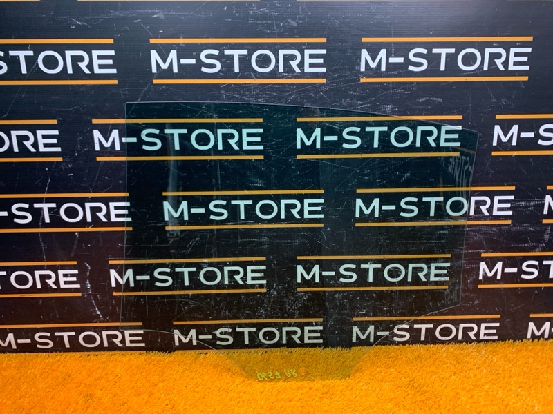 Стекло боковое, 1000 рублей, Красноярск