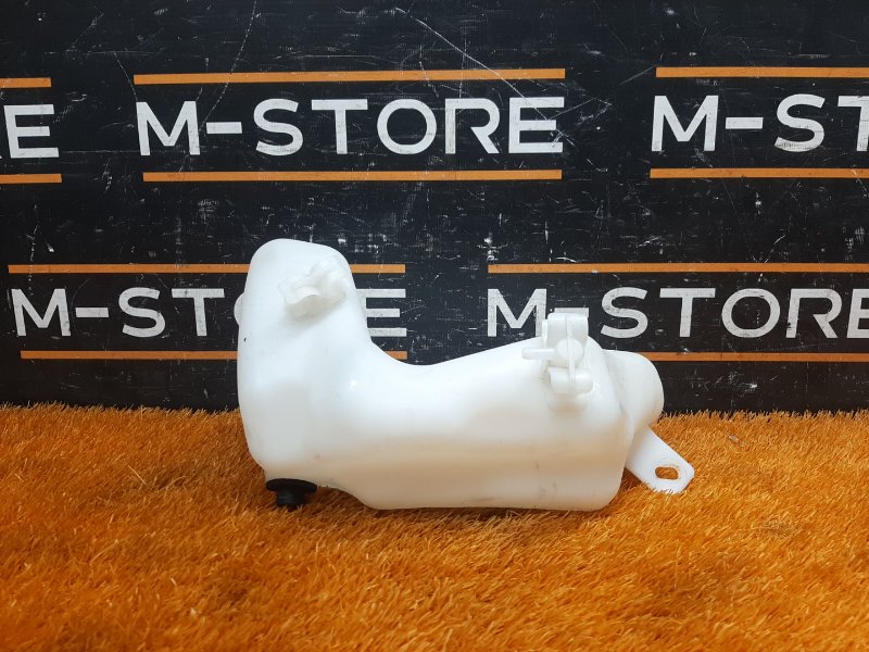 Бачок омывателя фар, 350 рублей, Красноярск