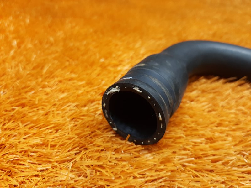 Патрубок системы охлаждения, 500 рублей, Красноярск