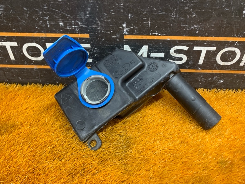 Горловина бачка омывателя, 200 рублей, Красноярск