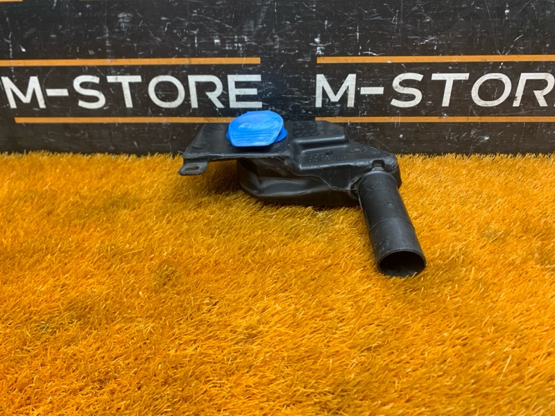 Горловина бачка омывателя, 200 рублей, Красноярск