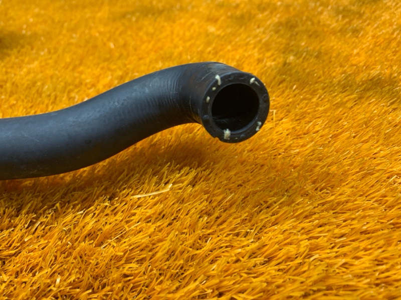 Патрубок системы охлаждения, 1200 рублей, Красноярск