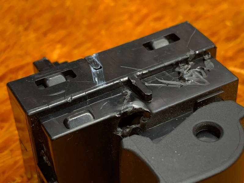 кнопка стеклоподъемника, 100 рублей, Красноярск