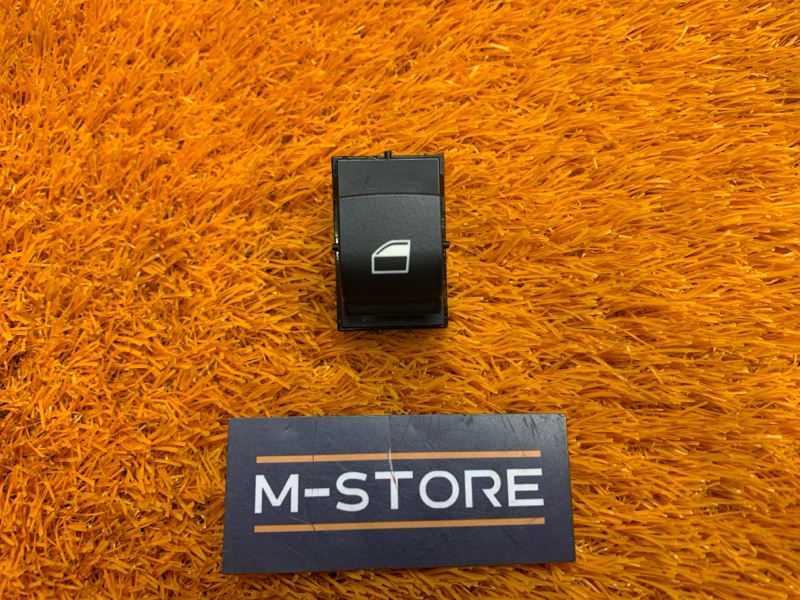 кнопка стеклоподъемника, 100 рублей, Красноярск