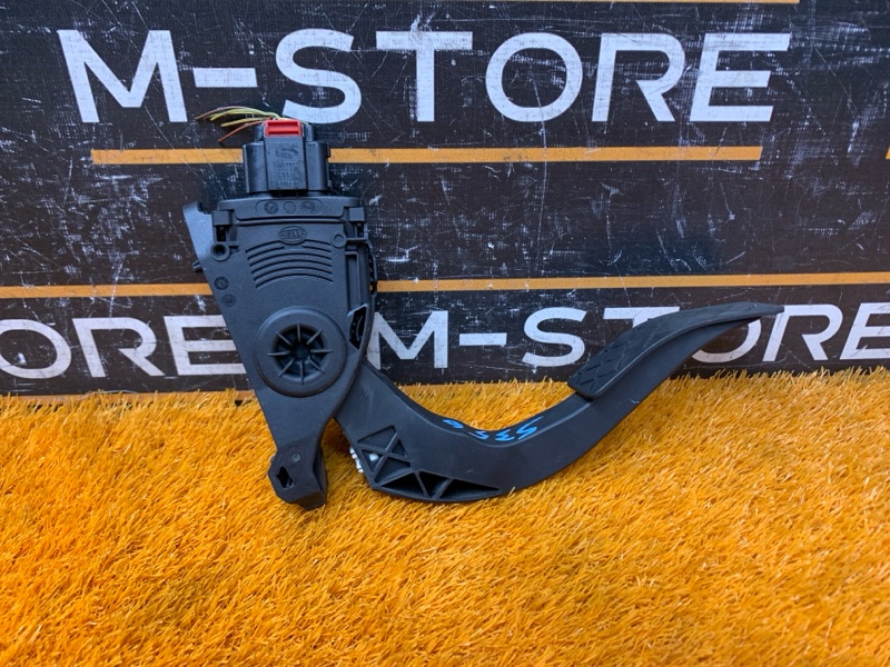 педаль газа, 500 рублей, Красноярск