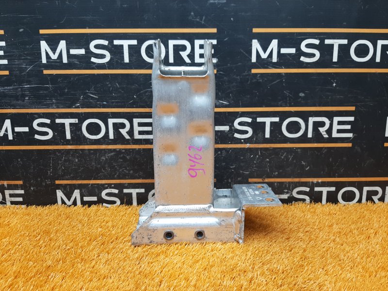 кронштейн усилителя бампера, 1000 рублей, Красноярск