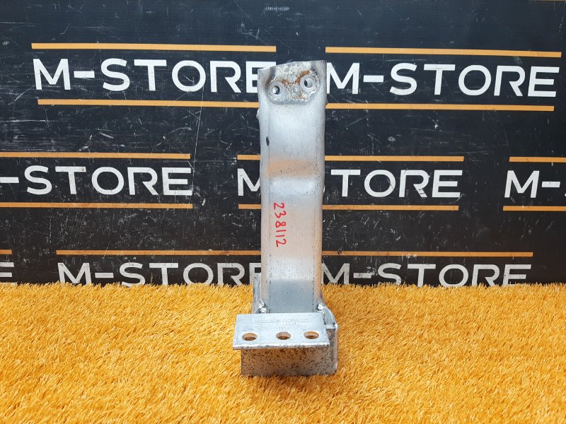 кронштейн усилителя бампера, 1000 рублей, Красноярск