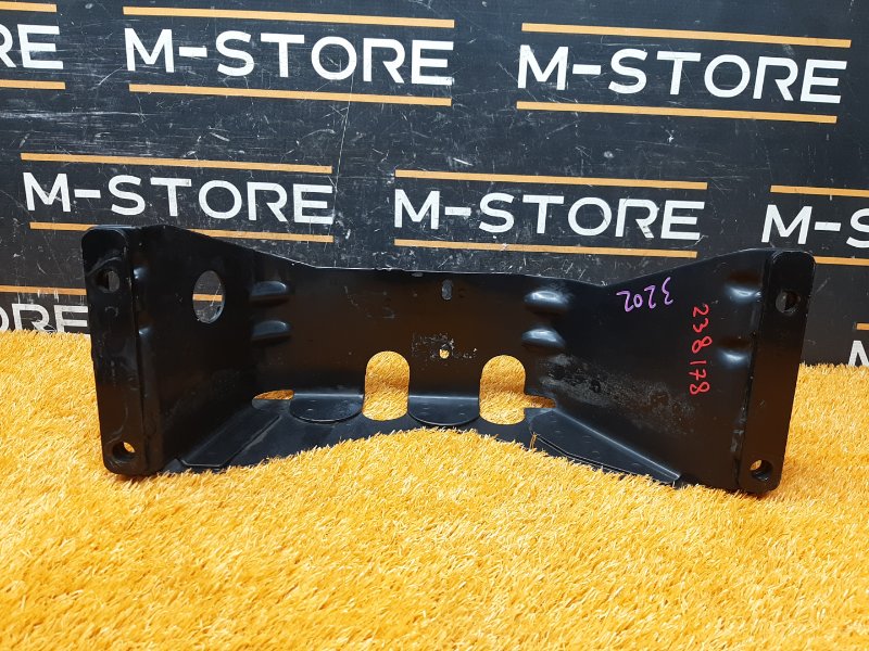 Кронштейн КПП, 1190 рублей, Красноярск