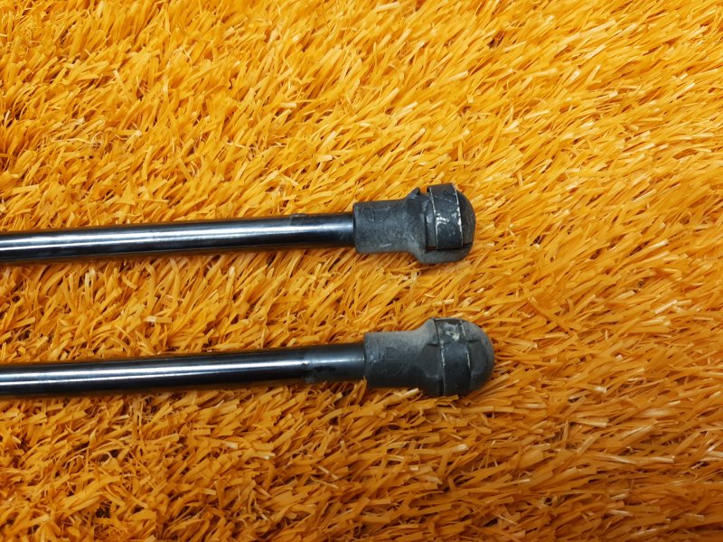 амортизатор багажника, 870 рублей, Красноярск