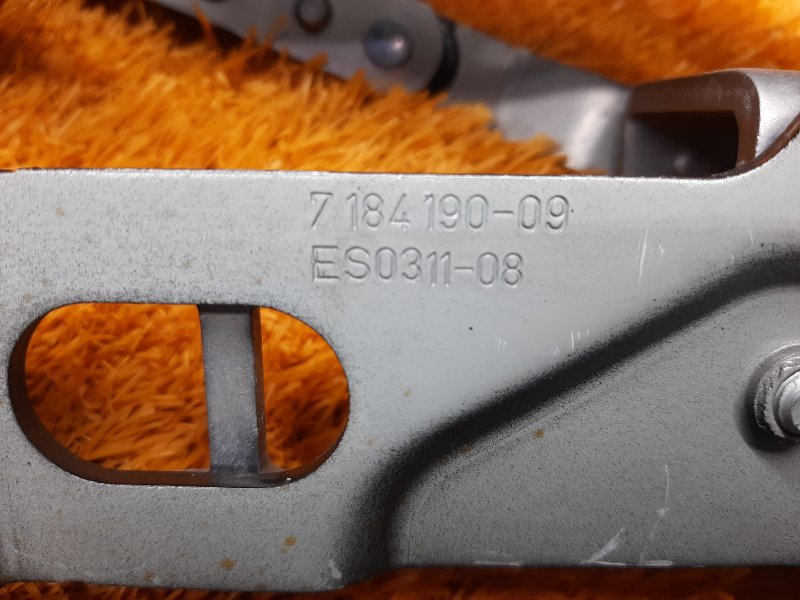 петля капота, 2000 рублей, Красноярск