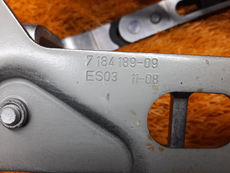 петля капота, 2000 рублей, Красноярск