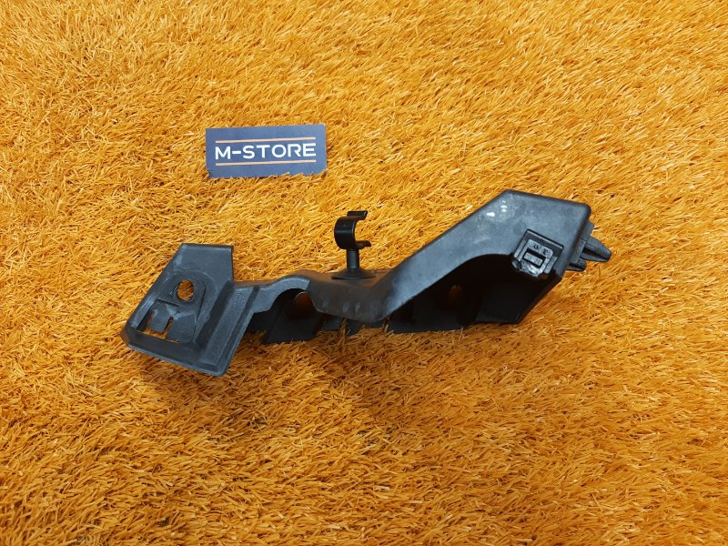 крепление бампера, 1400 рублей, Красноярск