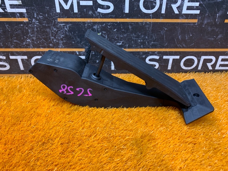 педаль газа, 500 рублей, Красноярск