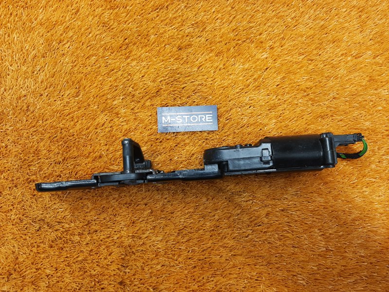 Доводчик крышки багажника, 4090 рублей, Красноярск