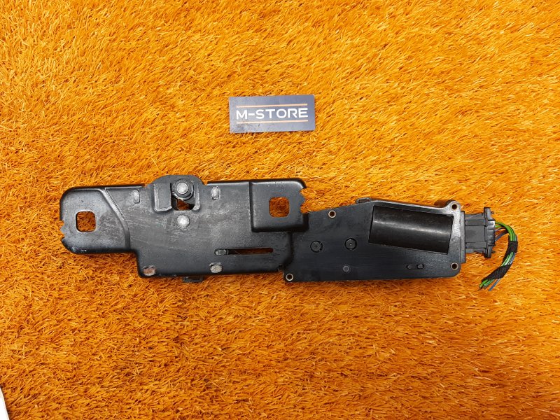 Доводчик крышки багажника, 4090 рублей, Красноярск