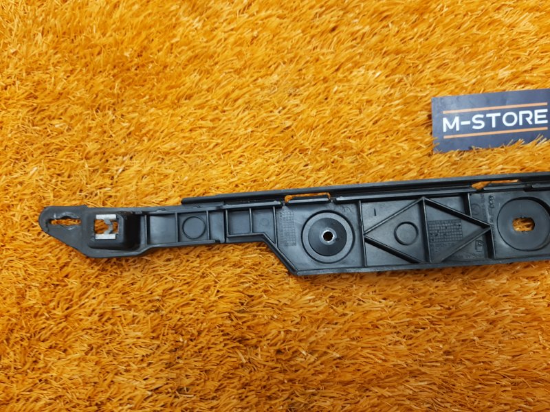 крепление бампера, 800 рублей, Красноярск