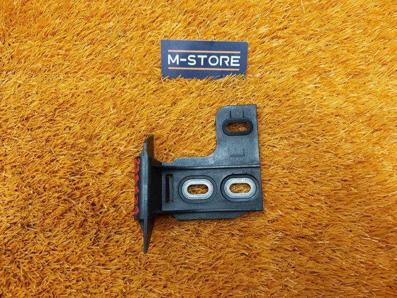 крепление бампера, 1290 рублей, Красноярск