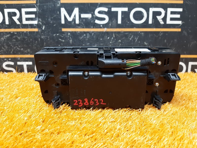 Блок управления мультимедиа, 4090 рублей, Красноярск