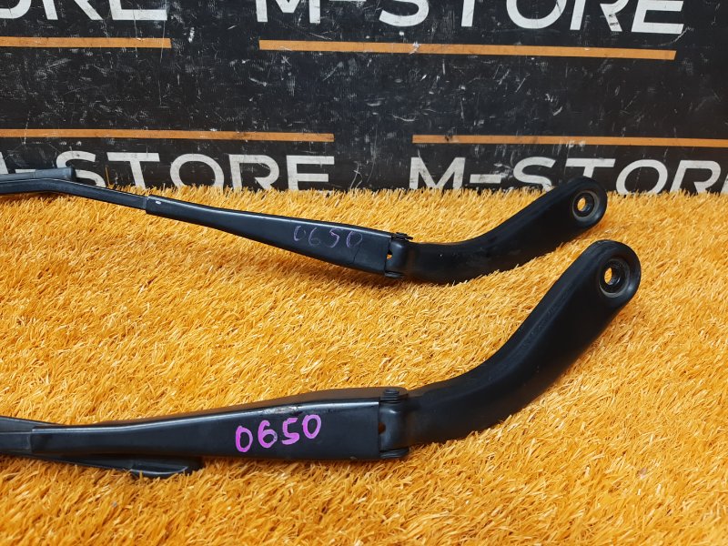 поводок стеклоочистителя, 1080 рублей, Красноярск