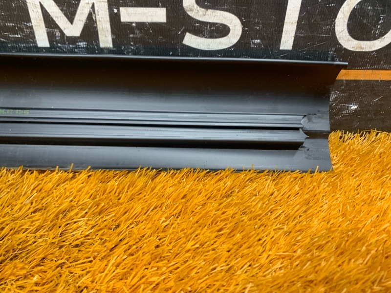 Накладка на порог салона, 200 рублей, Красноярск