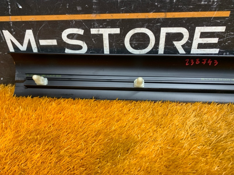 Накладка на порог салона, 200 рублей, Красноярск