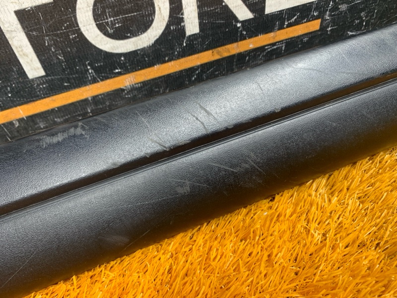 Накладка на порог салона, 200 рублей, Красноярск