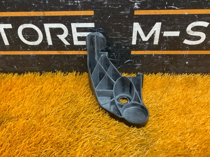 кронштейн фары, 400 рублей, Красноярск