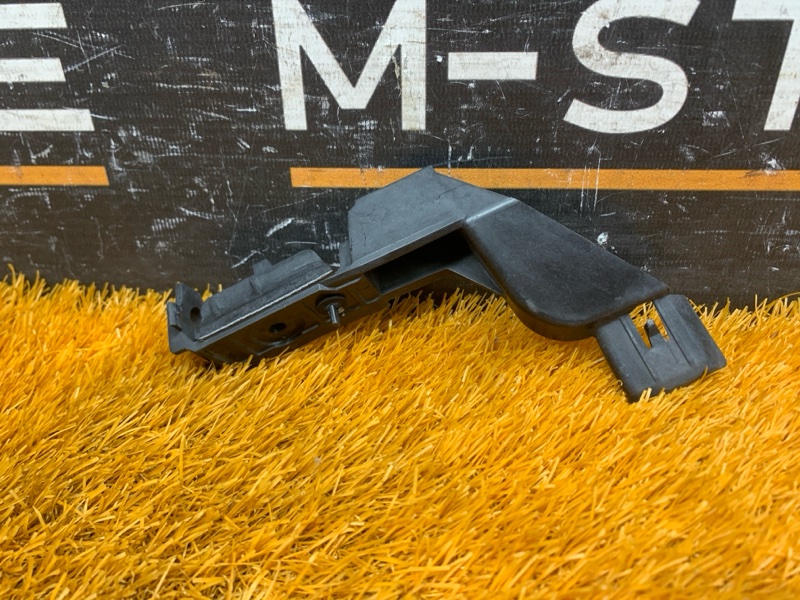 крепление бампера, 410 рублей, Красноярск