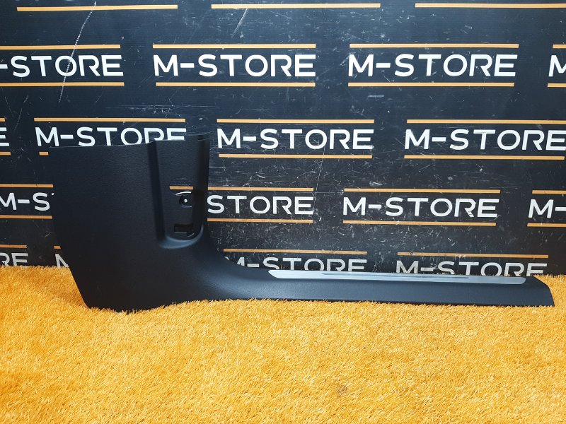 Накладка на порог салона, 420 рублей, Красноярск