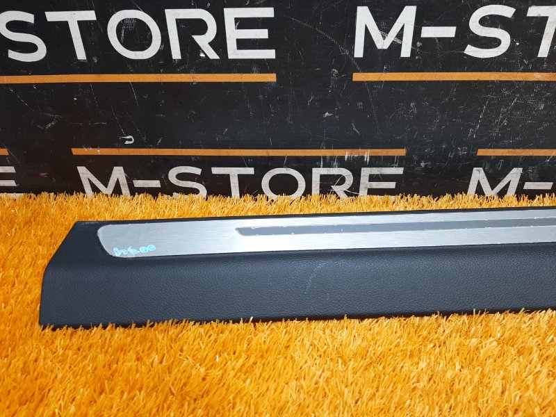 Накладка на порог салона, 420 рублей, Красноярск