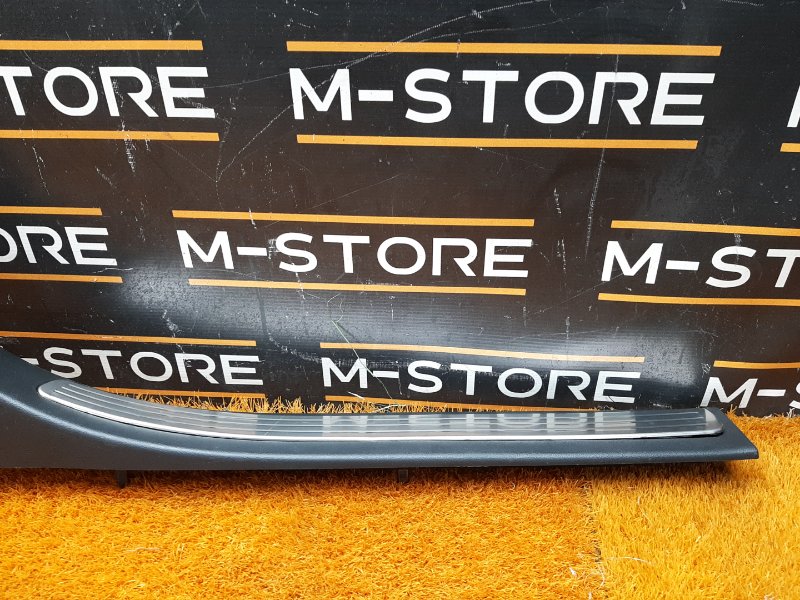 Накладка на порог салона, 420 рублей, Красноярск