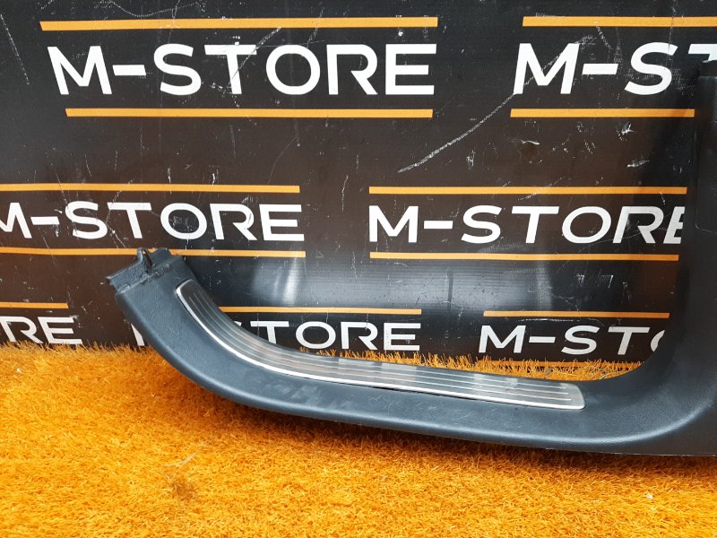 Накладка на порог салона, 420 рублей, Красноярск