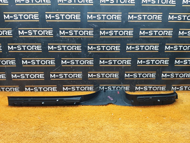 Накладка на порог салона, 420 рублей, Красноярск