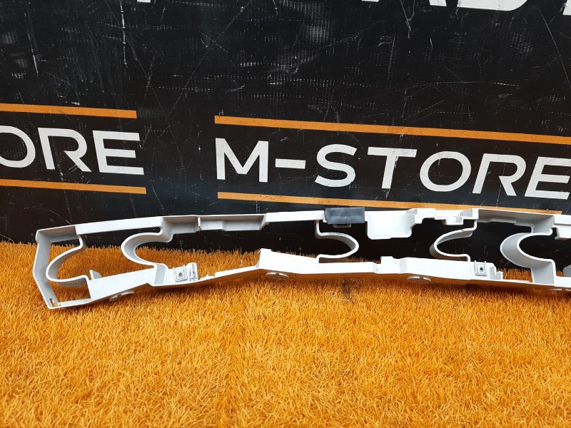 крепление бампера, 1000 рублей, Красноярск