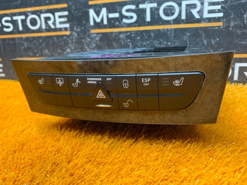 Блок кнопок (подогрев сидений), 1300 рублей, Красноярск