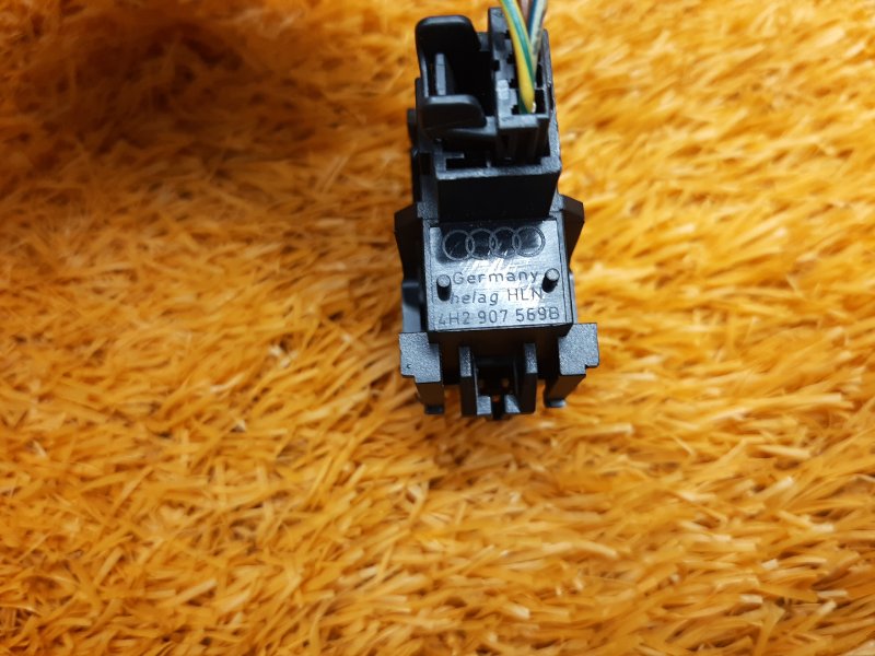 кнопка, 300 рублей, Красноярск