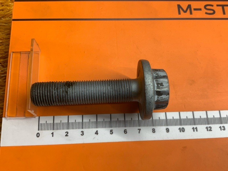 Болт привода, 300 рублей, Красноярск