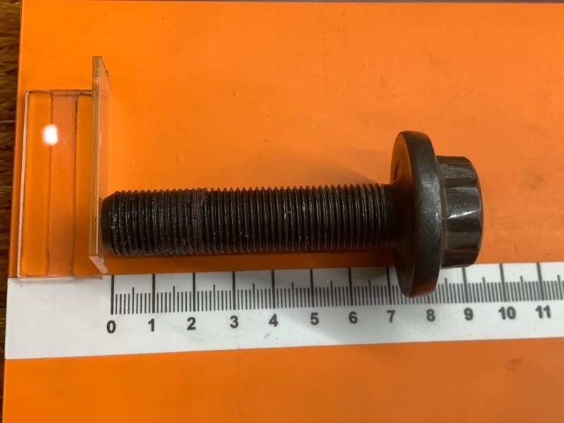 Болт привода, 300 рублей, Красноярск