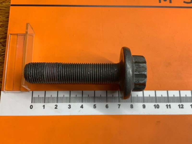 Болт привода, 300 рублей, Красноярск