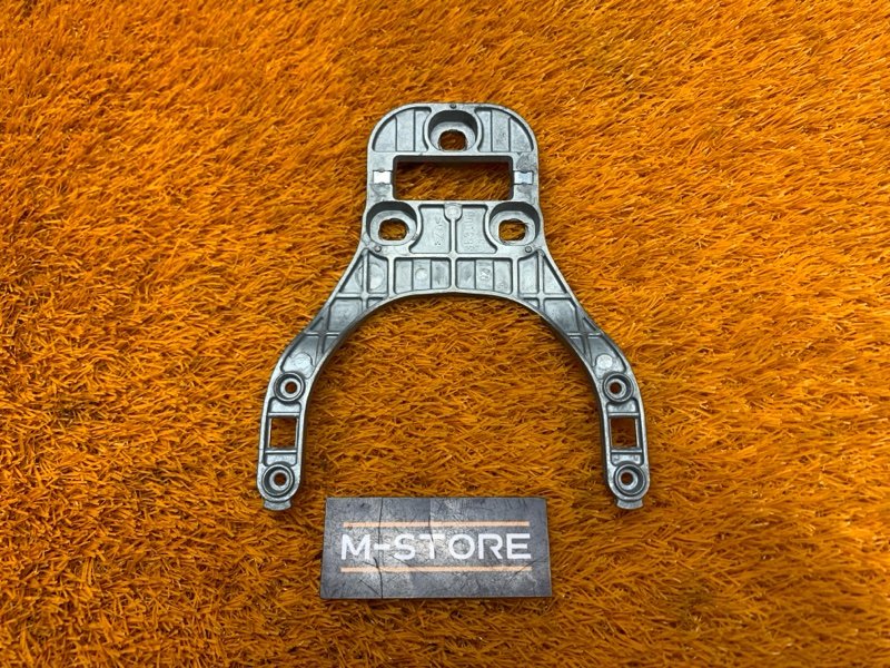 Кронштейн зеркала салона, 200 рублей, Красноярск