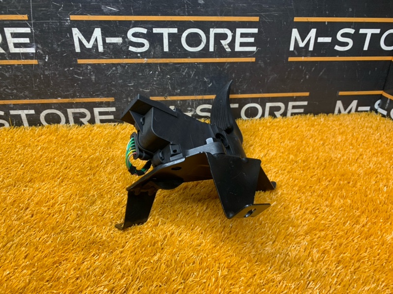 педаль газа, 1720 рублей, Красноярск