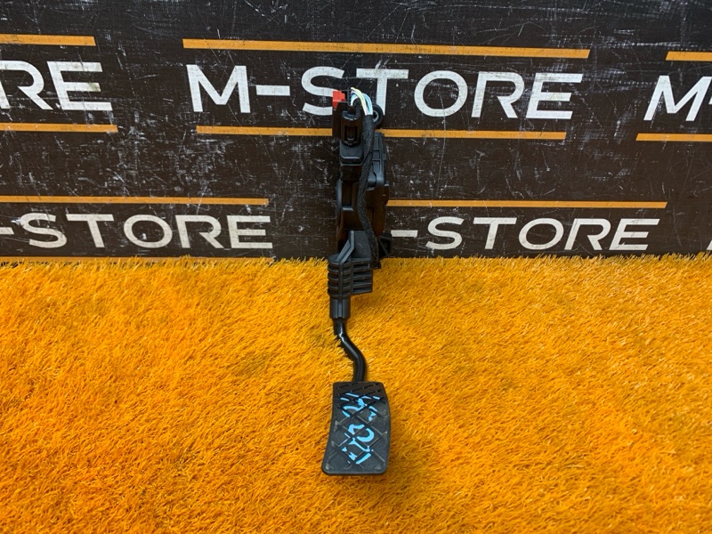 педаль газа, 830 рублей, Красноярск