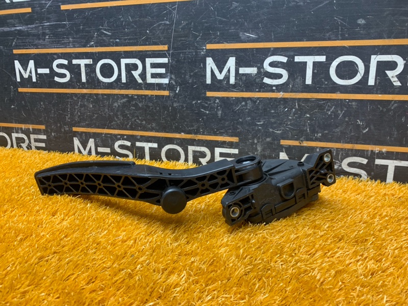 педаль газа, 500 рублей, Красноярск