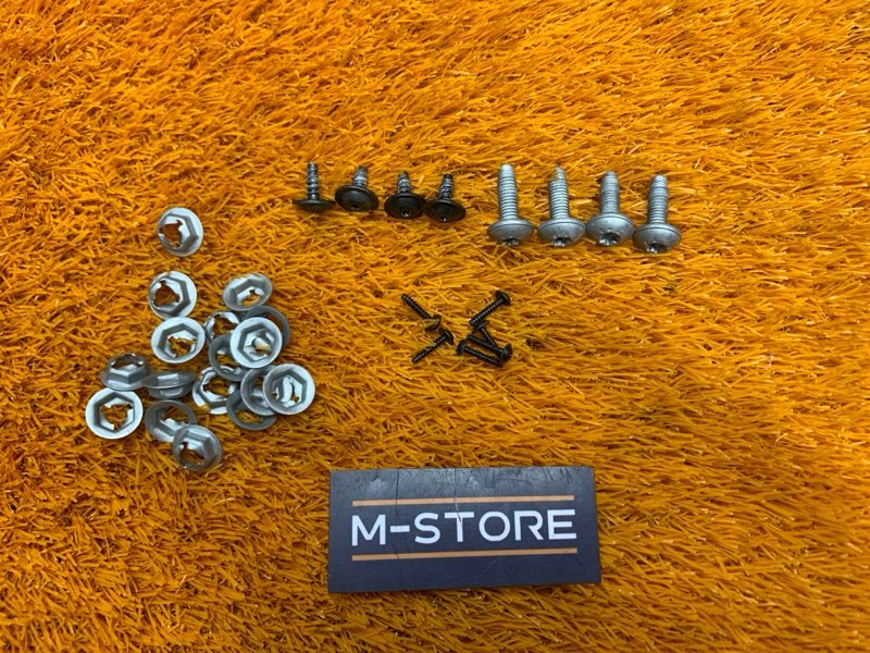 Болты и гайки дверей, 250 рублей, Красноярск