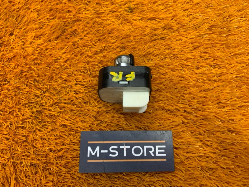 Кнопка регулировки зеркал, 1000 рублей, Красноярск